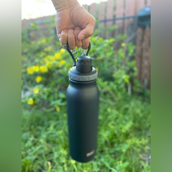 BUILT Water Bottle - Picture 5 of 9